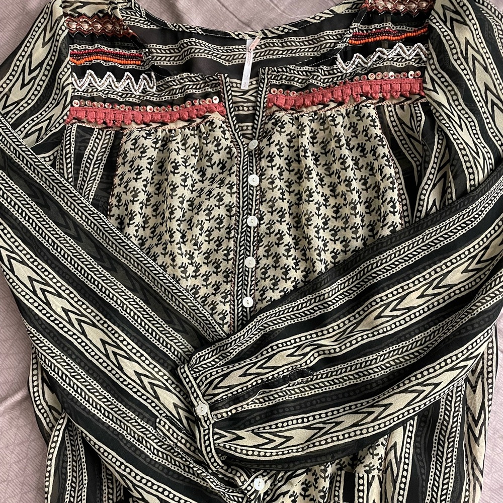 SOLD - Free People Feather In The wind Tunic - Picture 6 of 7